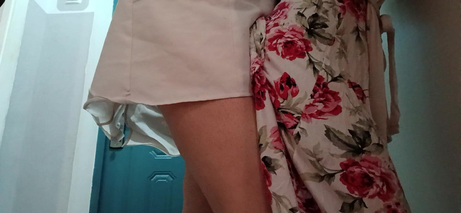 Lesbian-candys: Una enfermera lesbiana me folla mientras el médico prescribe tratamiento