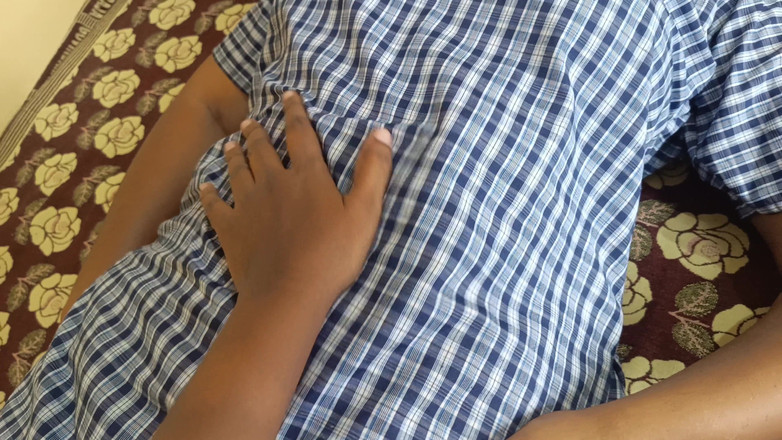 Pushpa studio: 복면을 입은 여대부