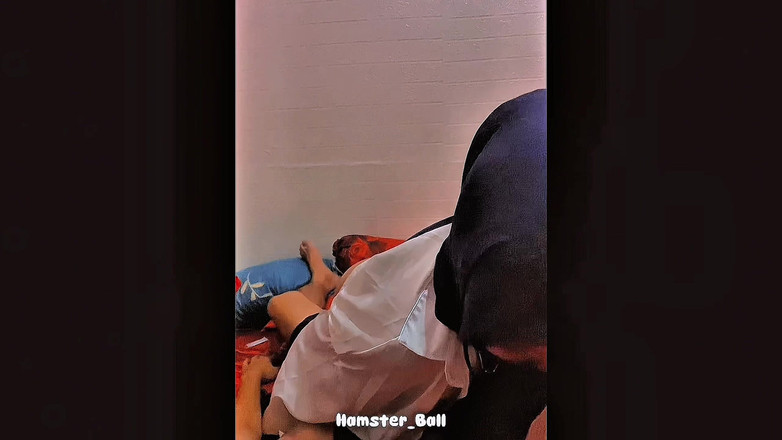 Hamster_Ball: Recunosc toate hijabis malaieziene sunt foarte bune la muie pula