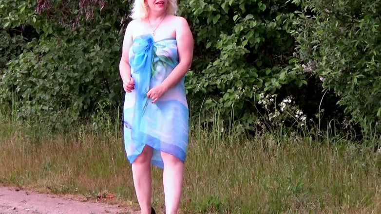 RedRoseRus: Modern Outfit for a Naughty Slut.