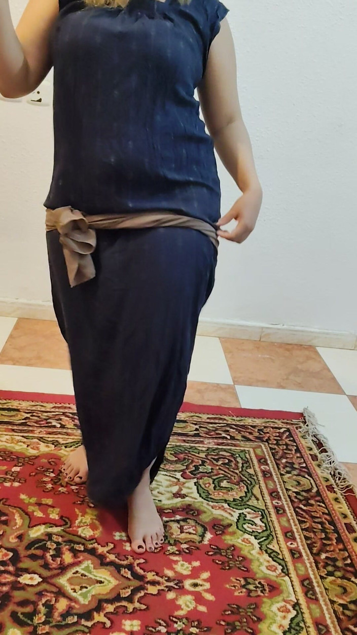 Six my and wife: अरब महिला