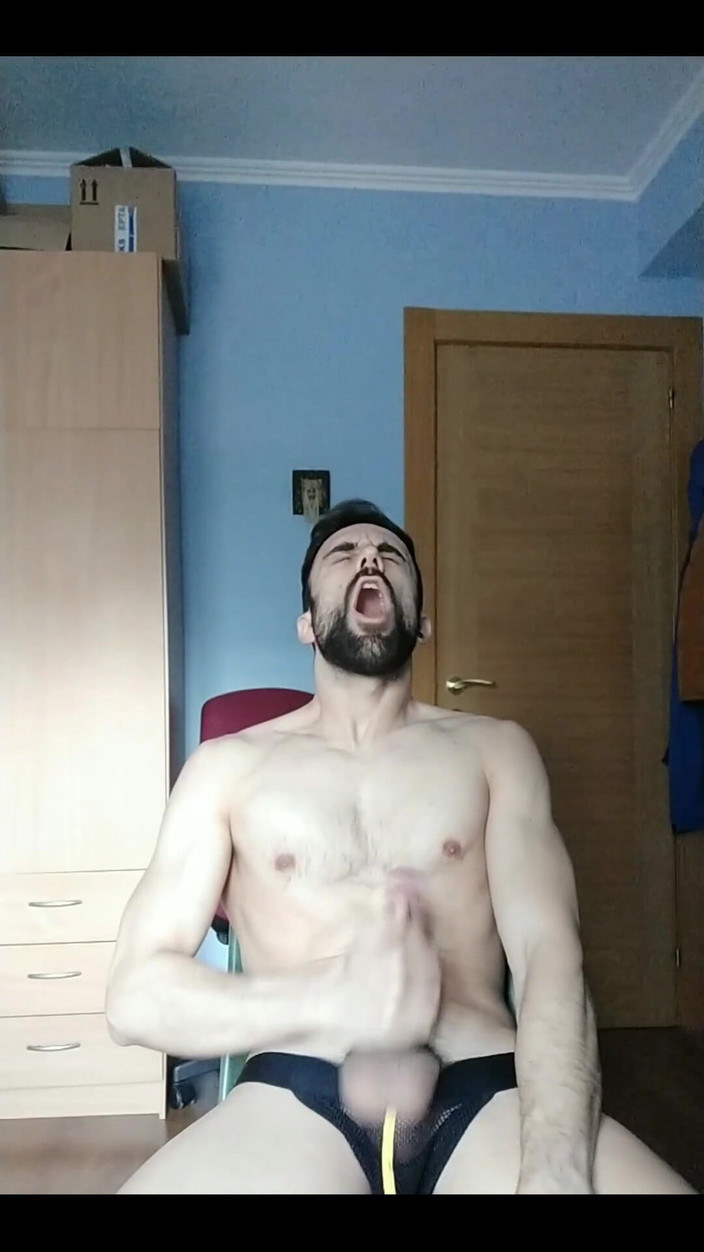 Zeus Ray: Přijďte do mého pokoje a podívejte se, jak masturbuji v...