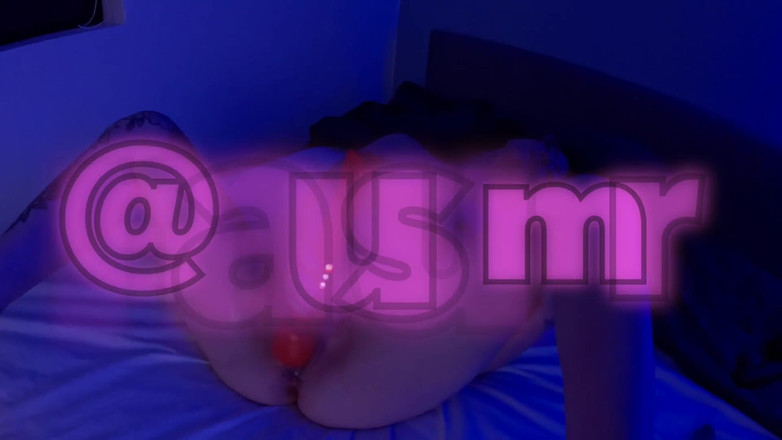 Domina Dark: La ragazza danese si masturba