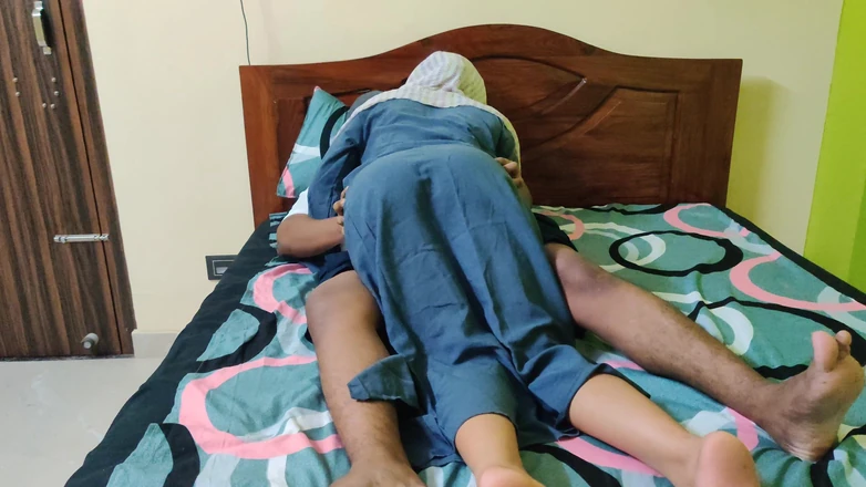 Hope Love: Секс с неверной девушкой в хиджабе, скачущей на хуе