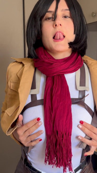Fantasi blowjob mikasa sudut pandangan pertama - perlahan, basah & nakal