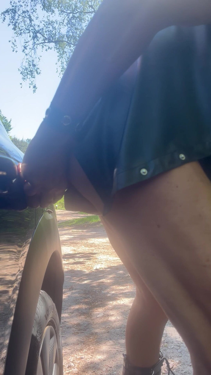 Benb Studio: auf einem Parkplatz