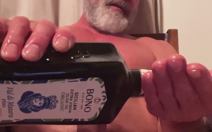 MrJamesYork: Si tocca l'olio d'oliva