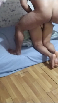 Musel jsem šukat svou těhotnou ženu v domě dvou tchyní