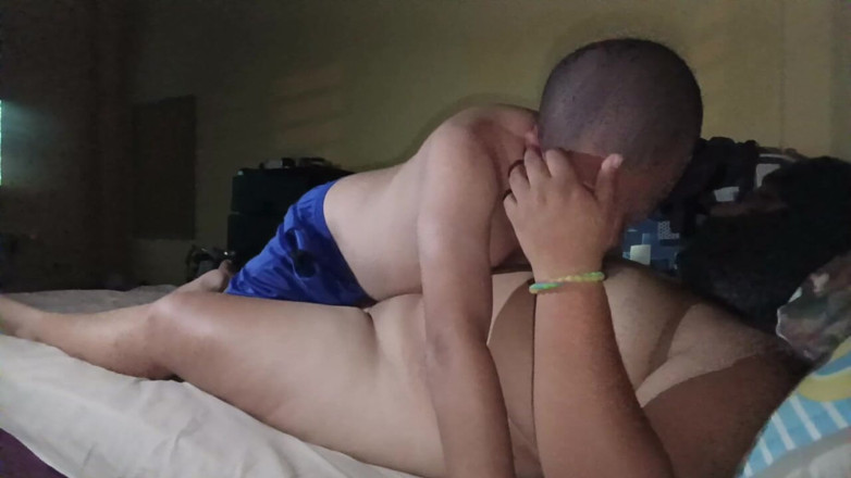 Stepmom_with_big_tits: Amcık sakso ile iyi bir memeli sakso, var olabilecek en...