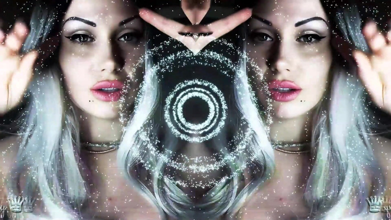 Goddess Misha Goldy: Gözlerimde kaybol! Kendini bana bırak! Yarağını kontrol ediyorum! Büyüleyici asmr...