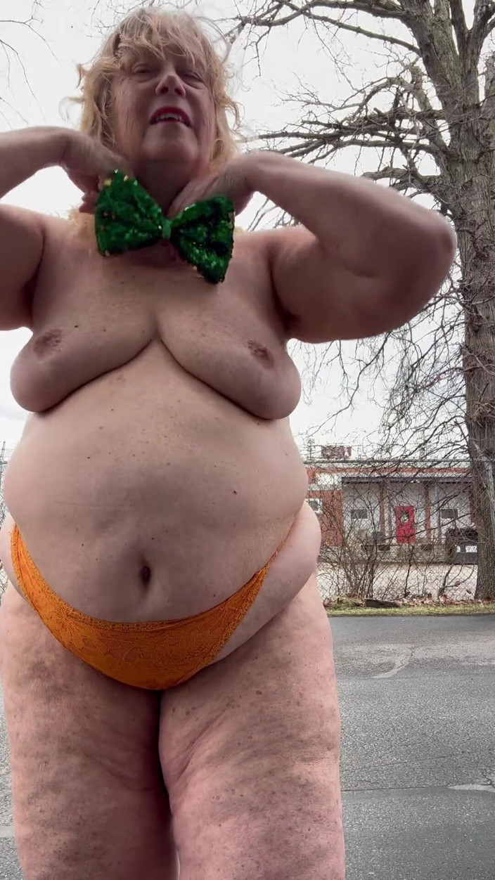 Big Ass 4 U: May the Look of the Irish Help You See My...