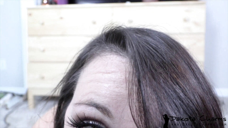 Dakota Charms: Kontol kecilku HJ