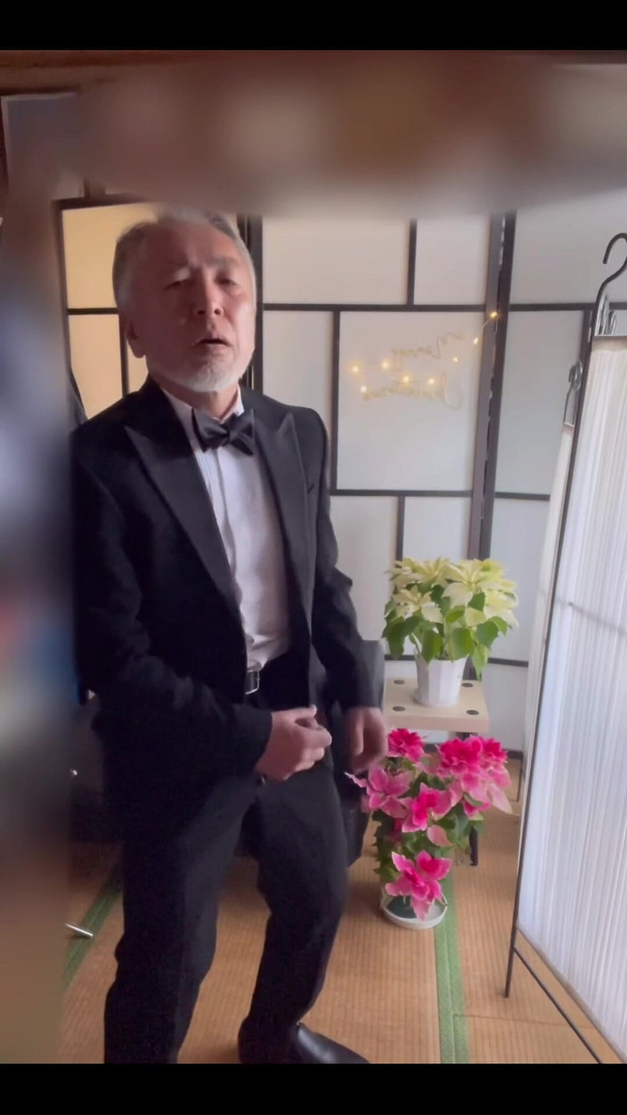 Japanese daddy: क्रिसमस की शुभकामनाएँ!