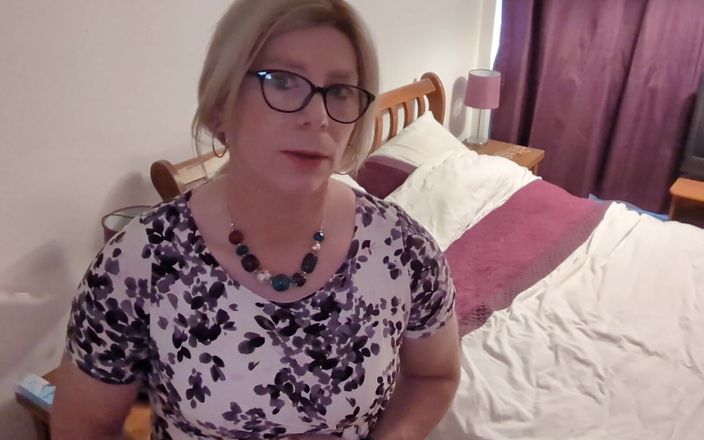 NikkiGee: Putain!