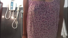 Anne White: Anne Musterbating dans un lit avec de gros seins flasques...