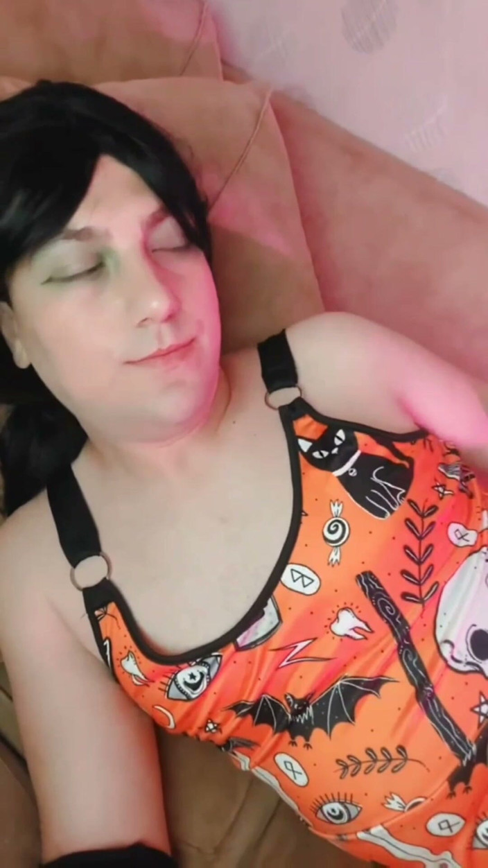 Kitty_Cross: In Halloween When You Pretend to Be a Woman