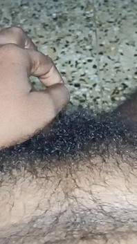 Saya mengongkek pepek isteri saya dengan menjilat buah dada