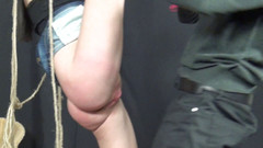 Mega extrem: Svázaná služka