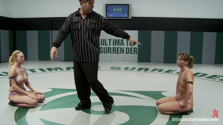 Ultimate surrender by Kink: Il campione degli ultimi anni assume una bionda arrapante con...