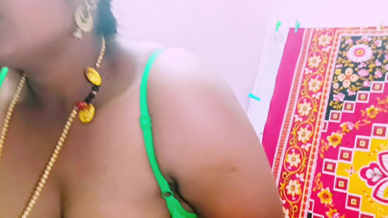Telugu honey lips: Desi styvmamma och styvson dildo kondomknull