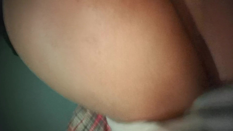 Sofixxx: 시어머니 반바지에 내 자지를 핑크색으로 찍고 있어요