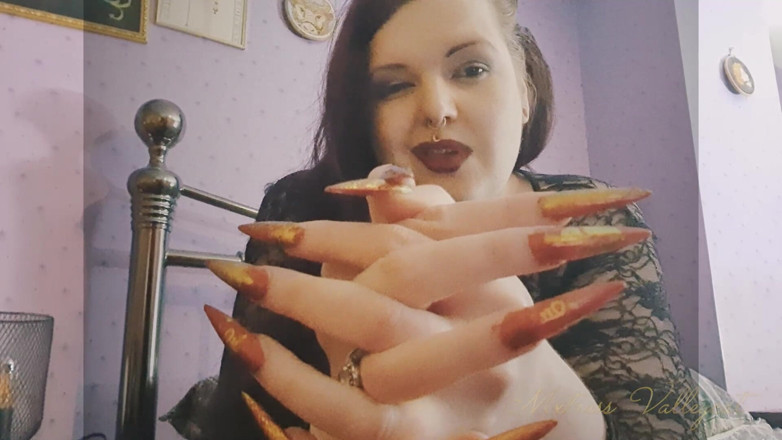 Mxtress Valleycat: Claw Cummands