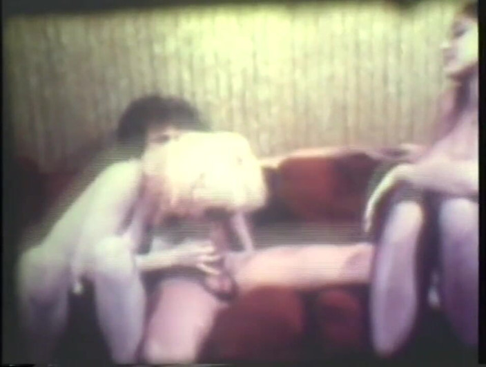 Vintage Usa: vintej hot jangli tin logon ki chudaee
