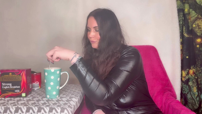 MissFFW: Senhorita Ffws - Perfeita Xícara de Chá