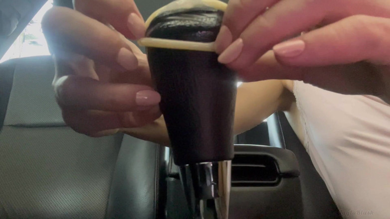 LaylaX: Humping Against the Gear Lever in the Car. Rubbing Orgasm