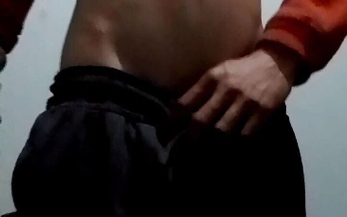 Gangbang straight: Hậu môn của chính mình