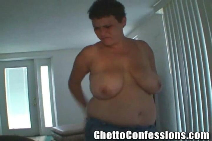 Ghetto Confessions: สาวเลสเบี้ยนหน้าอกยักษ์ถนนหัวโค้ง โม๊กควยฉันโคตรมัน!