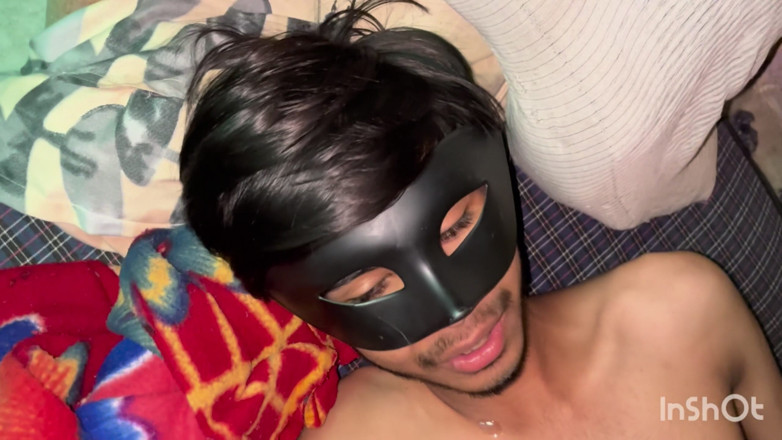 Twinkseeker: Cute boy was left to his limit after applying oil