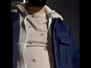 London Freeballing Without Underwear