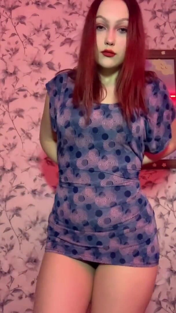 Your Sexy GF: Arătându-mi corpul suculent și așteptând un futai