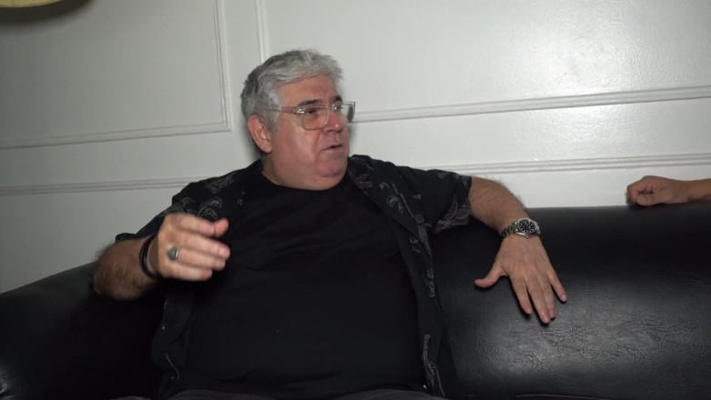 Limon producciones: Ho Invitato Un Amico a Guardare Il Football E Alla...