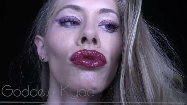 Kyaa Chimera: Крошечное угощение в видео от первого лица