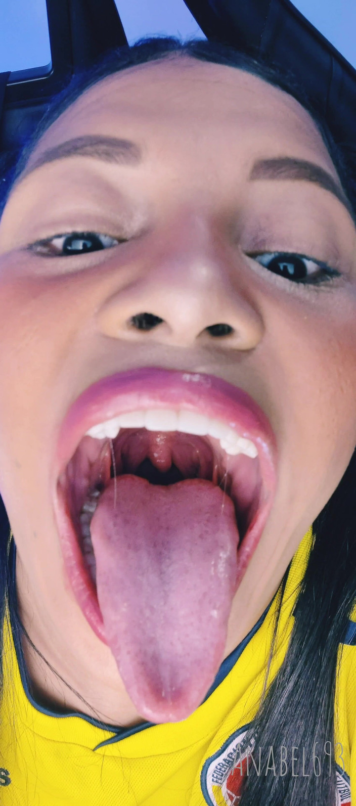 anabel693: Zívání s mojí obrovskou pusou