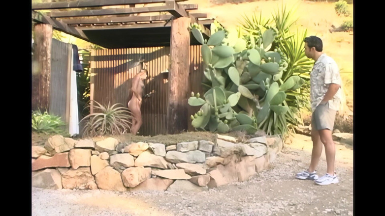 Hard Accademy: Cơ thể gợi cảm của người phụ nữ trẻ