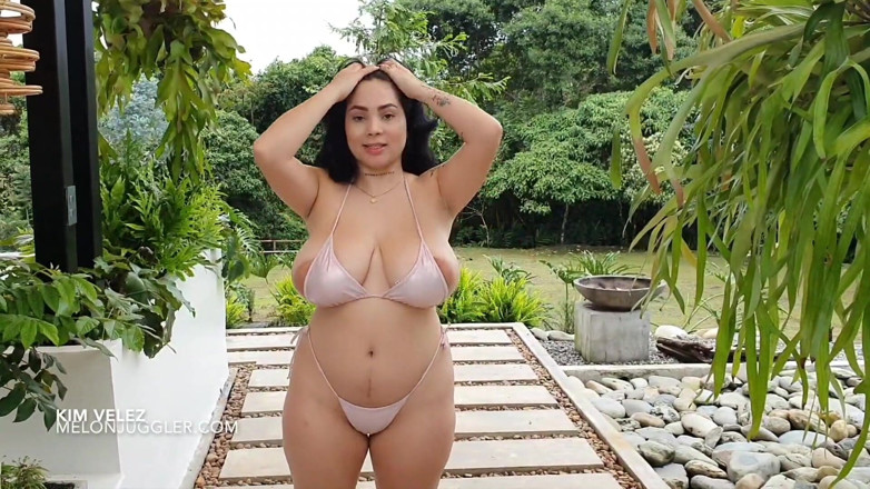 Melon Juggler: Busty Bikini Babe Kim Velez
