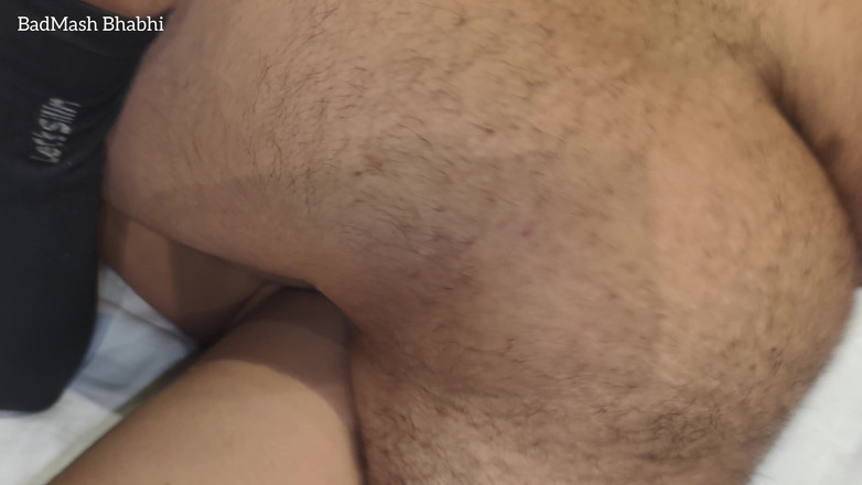 BadMash_Bhabhi: 보지에 자지를 원하는 친구의 핫한 마누라