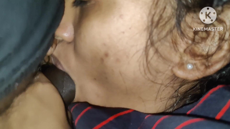 Peeda best aprasad: Leche en el hielo de la boca