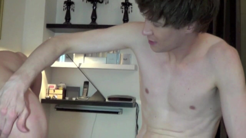 Gaybareback: Twink innocent used by the sexy Calixte form PARIS a...