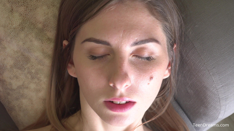 Teen Dreams: Sandra Phoenix