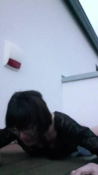 JulieEroticDress: 6 Orgasmus v řadě se stříkáním