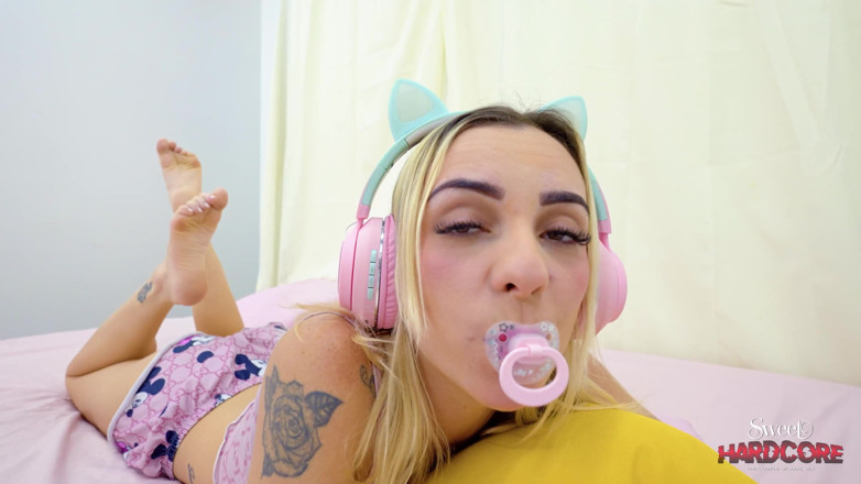 Nasty couples studio: My Goddaughter Is Home Alone so I Decided to Fuck...