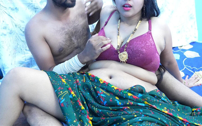 Neha bhabhi0832: Husband Took Out the Water From Wife's Pussy