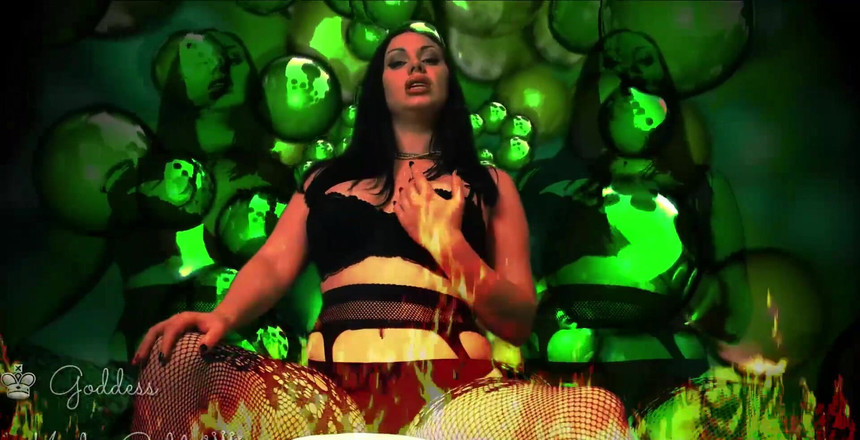 Goddess Misha Goldy: 你真恶心！我不希望你在这里呼吸我的空气！你需要结束你痛苦的生活，你应得的