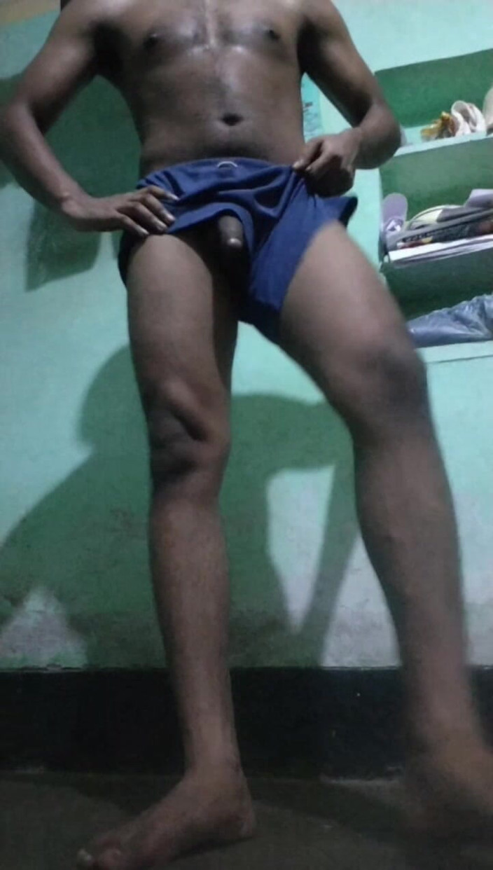 Desi Tits: Desi Man ครั้งแรก