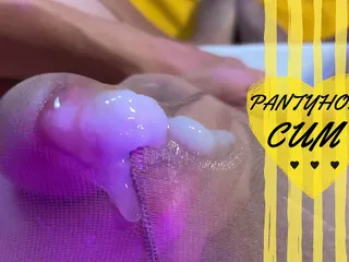 Panty wederzijdse masturbatie en pissen