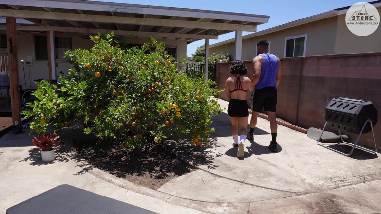Andre Stone: Tiny Muscled Latina Cherry Gets Spread Apart by Trainer